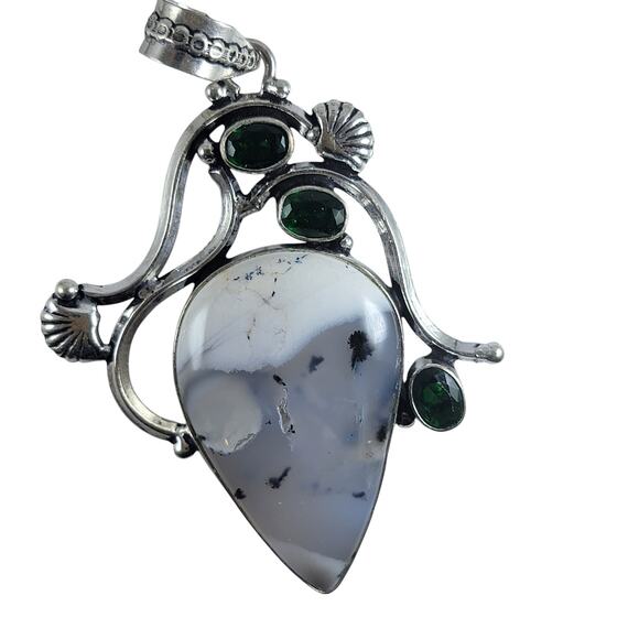 Dendritic Agate Pendant 925 Silver with Green Stones & 20" Chain Necklace - Picture 2 of 12